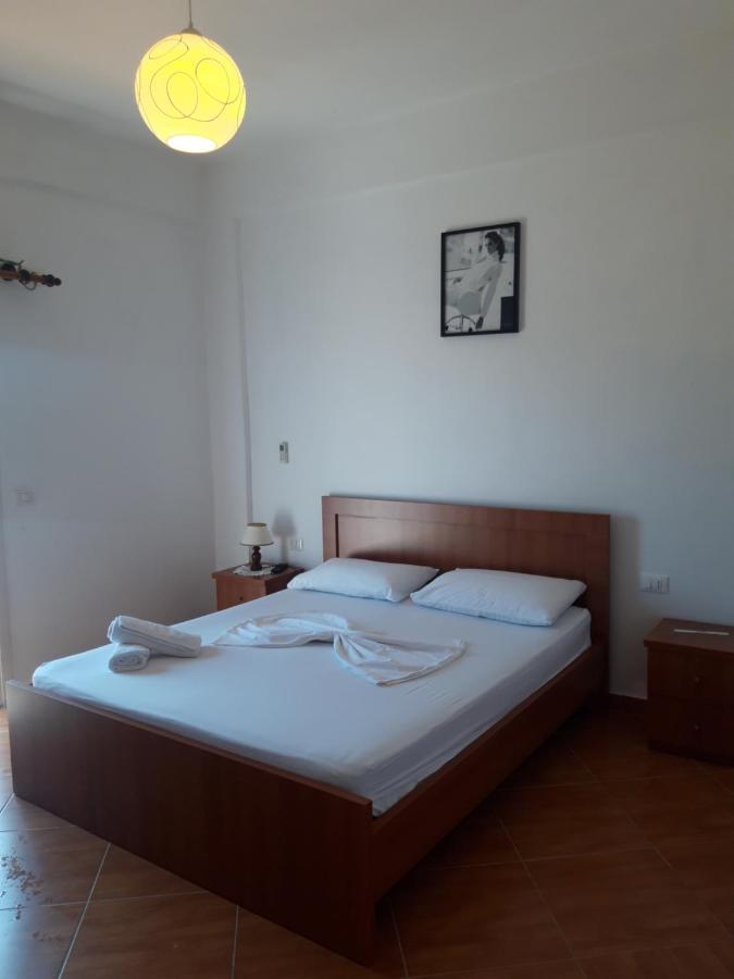 Agron Hotel Orikum Eksteriør billede